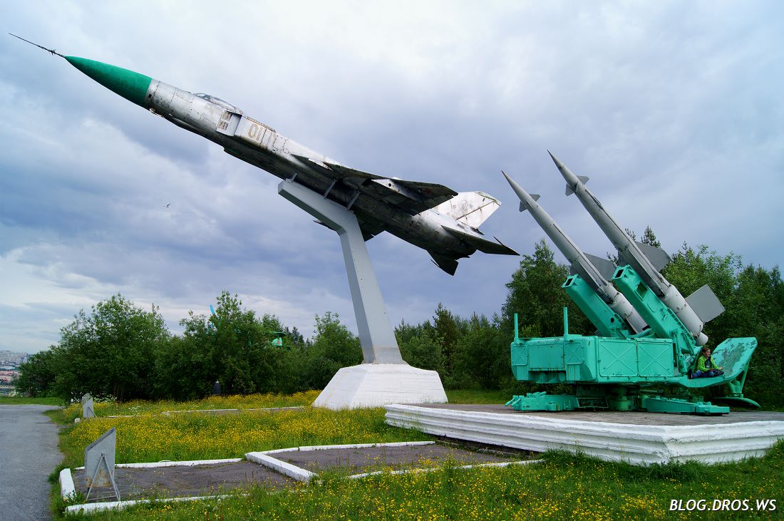 С-125 на фоне Су-15ТМ